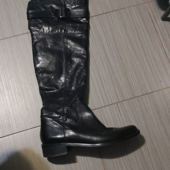 Italian leather knee high boots - Picture 1 of 9